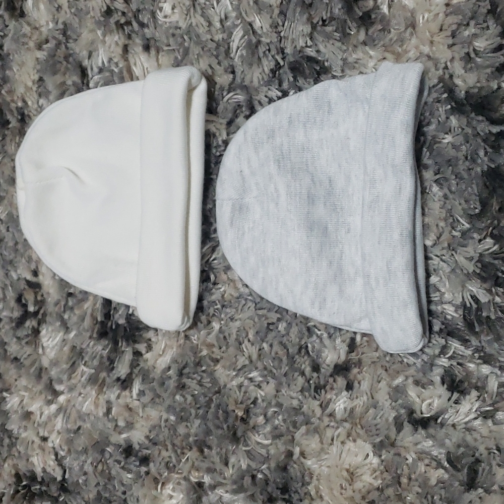 Carters 0to3month infant hat